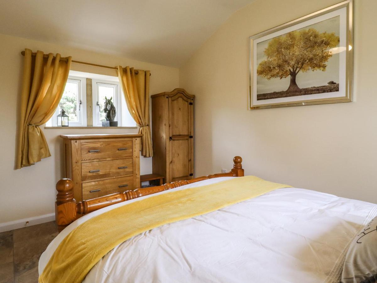 Moorbottom Stables Villa Halifax Bagian luar foto